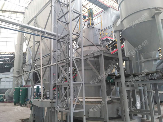 水泥生頁巖，水泥生頁巖磨粉機，立式磨粉機，立磨，磨粉機價格，磨粉機廠家，客戶現(xiàn)場