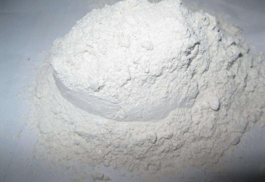 立磨重質(zhì)碳酸鈣生產(chǎn)線,重質(zhì)碳酸鈣粉用什么磨加工,超細(xì)重鈣立磨,超細(xì)立磨